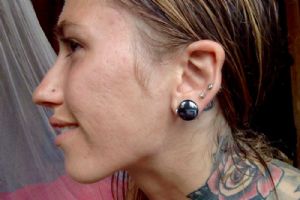 Single Flare Stone and Glass Plugs Customer Photo
